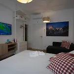 433 Rooms Roma
